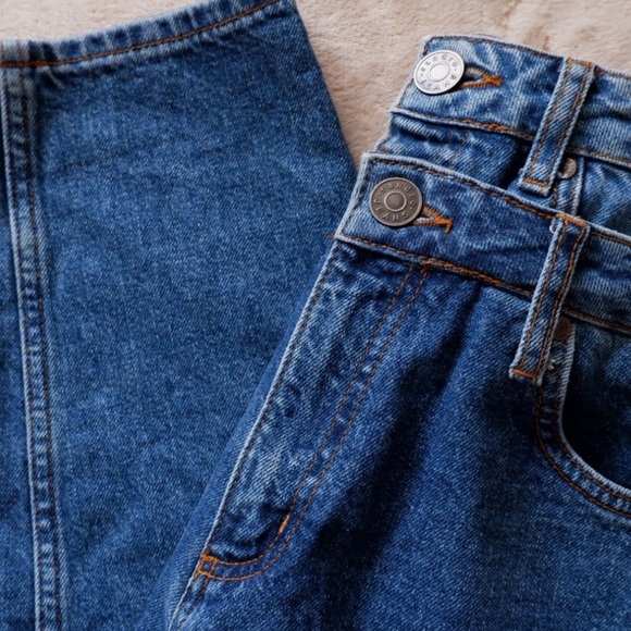 SOLD- SANDRO TROMPE L'ŒIL MOM JEANS - Picture 6 of 9